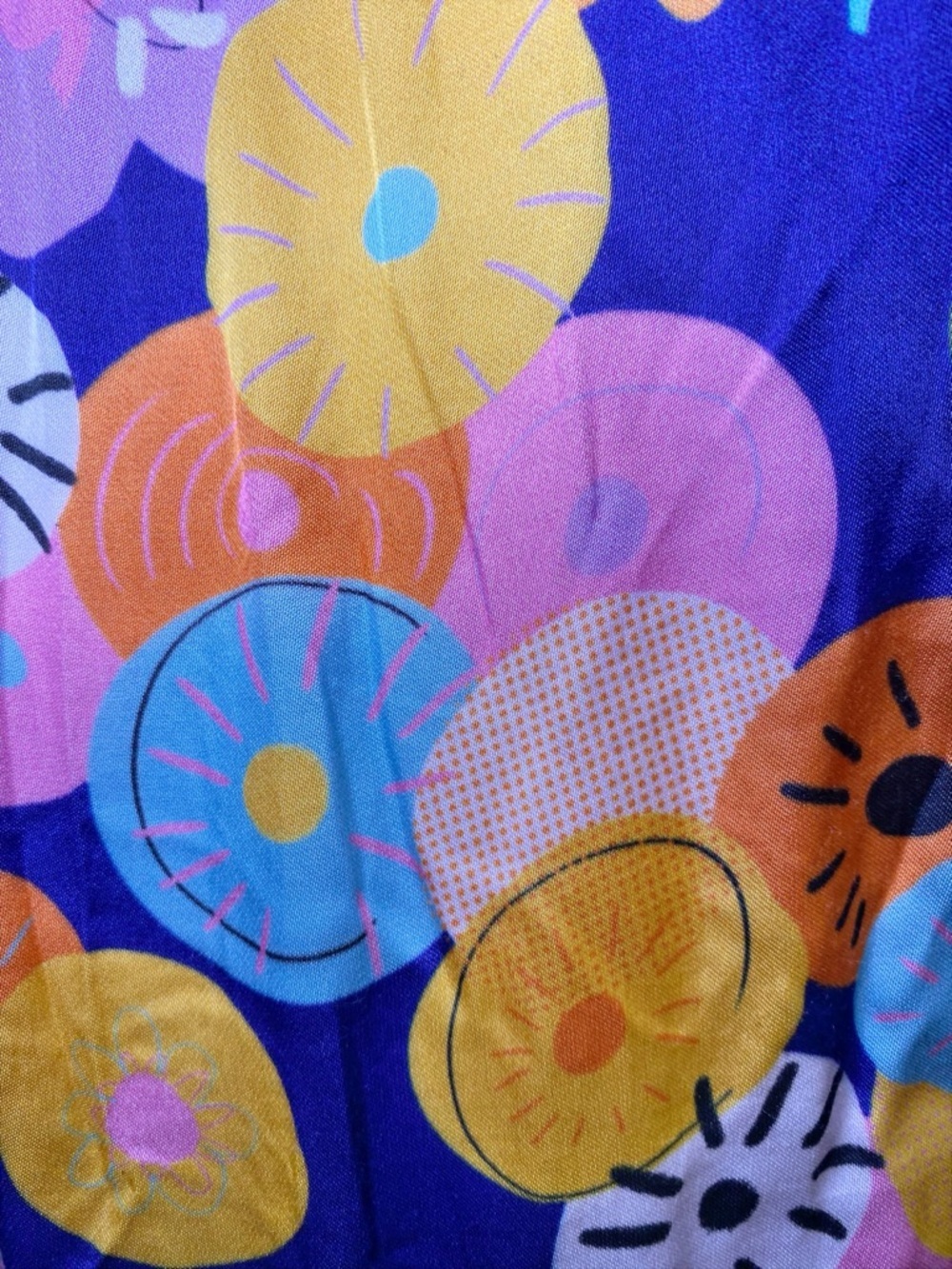 Celia B Vibrant Abstract Print Tiered
Button Down Maxi Dress - Scallop Trim - Picture 16 of 16